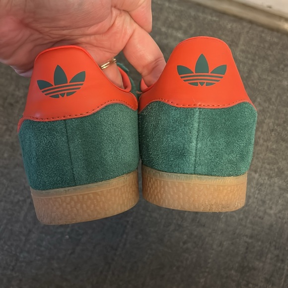 Adidas Green Gazelle Sneakers with Gum Sole - Picture 5 of 7